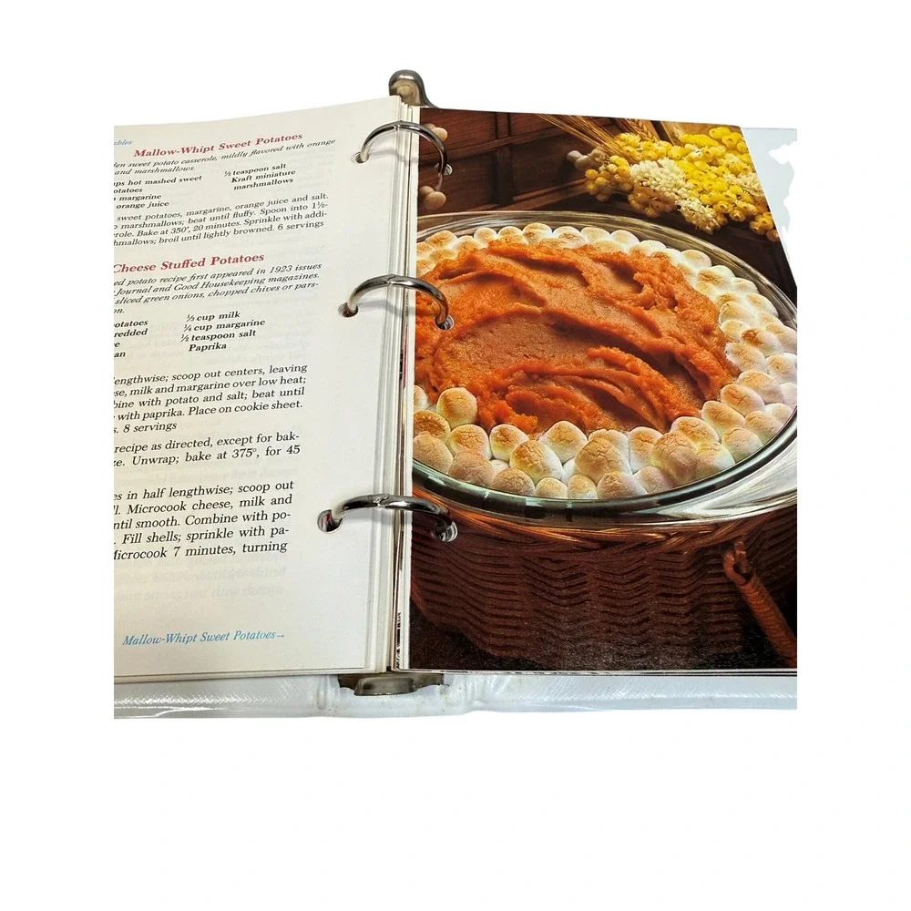Kraft Cookbook 75 Years of Good Food Ideas 1977 White Good Vintage Retro Recipes